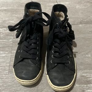 Ugg Gradie suede high top for girls.